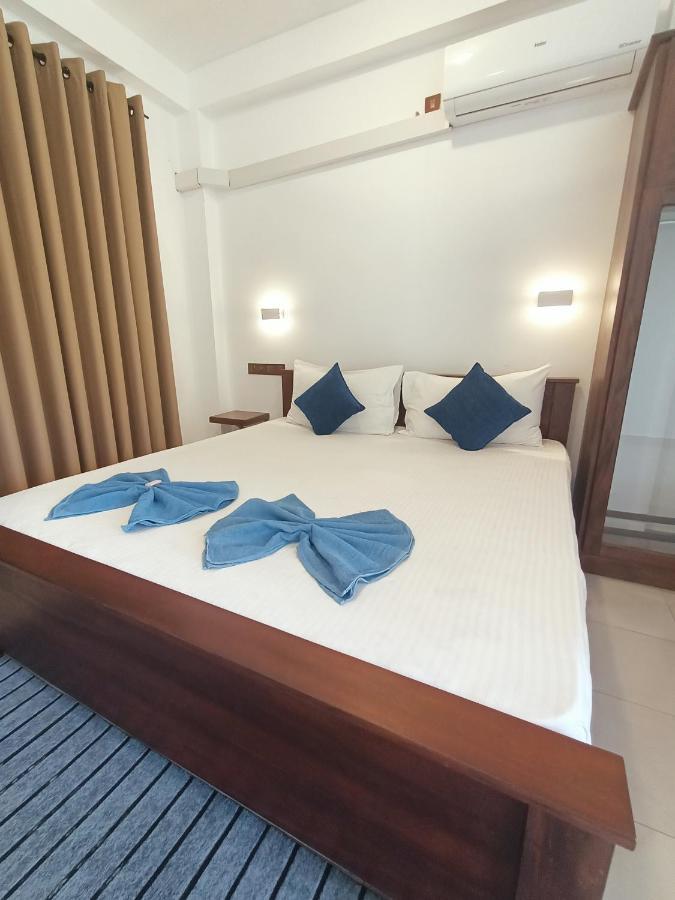 The Bamboo Tree Transit Hotel Katunayaka Kültér fotó