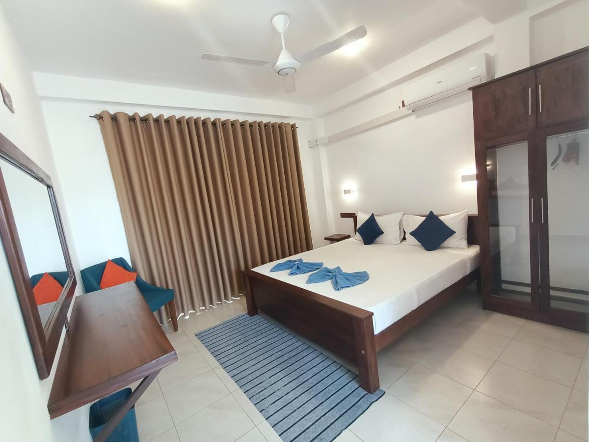 The Bamboo Tree Transit Hotel Katunayaka Kültér fotó